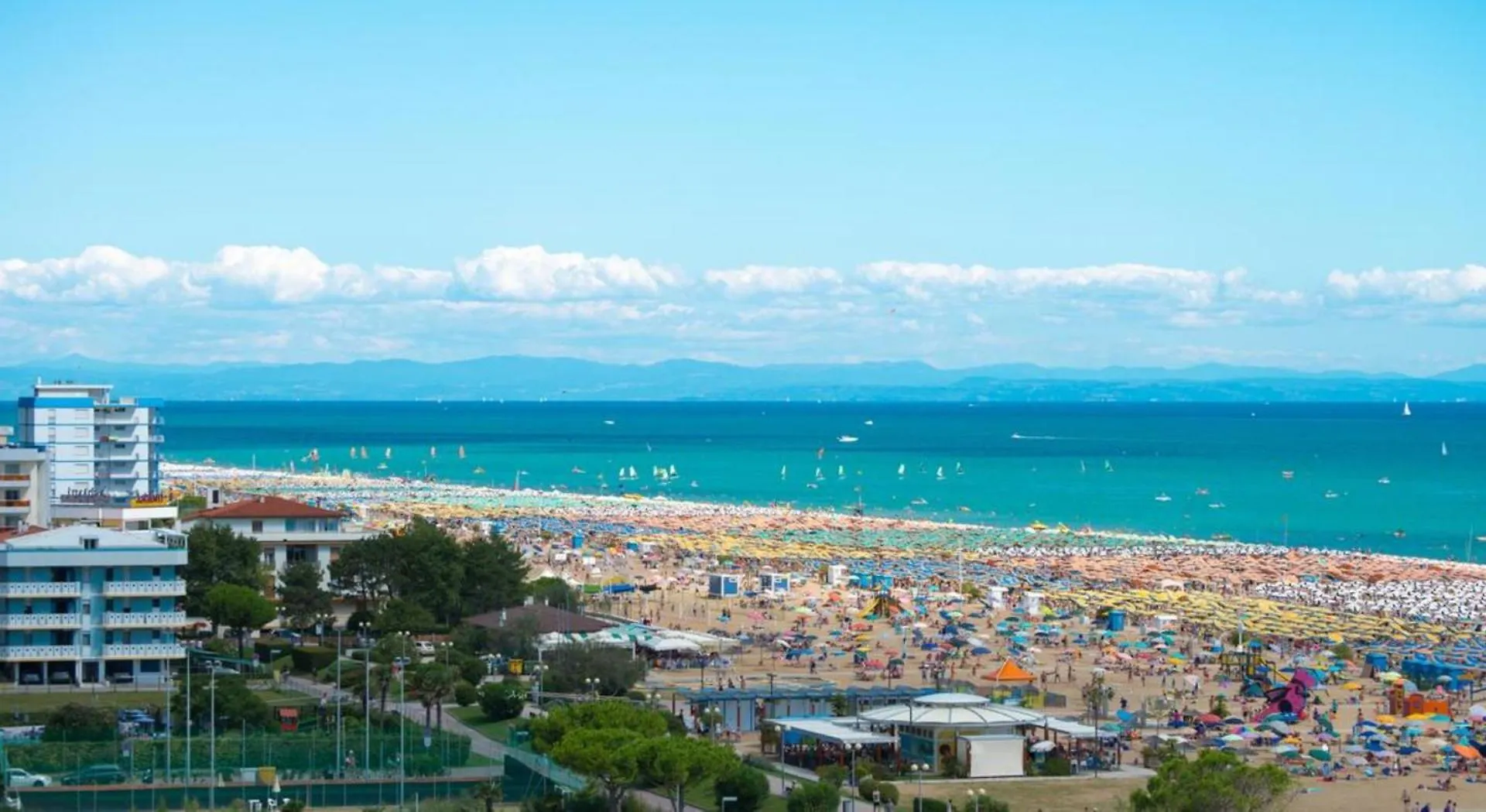 Welcoming Flat With Garden-View Terrace - Beahost Apartment Bibione 0*,