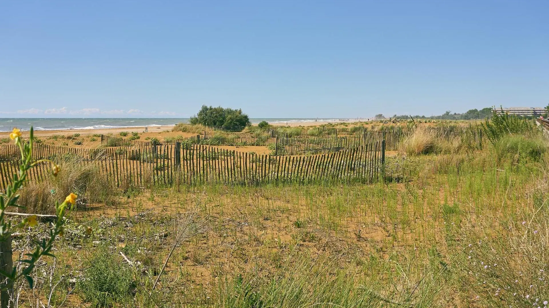 Welcoming Flat With Garden-View Terrace - Beahost Apartment Bibione
