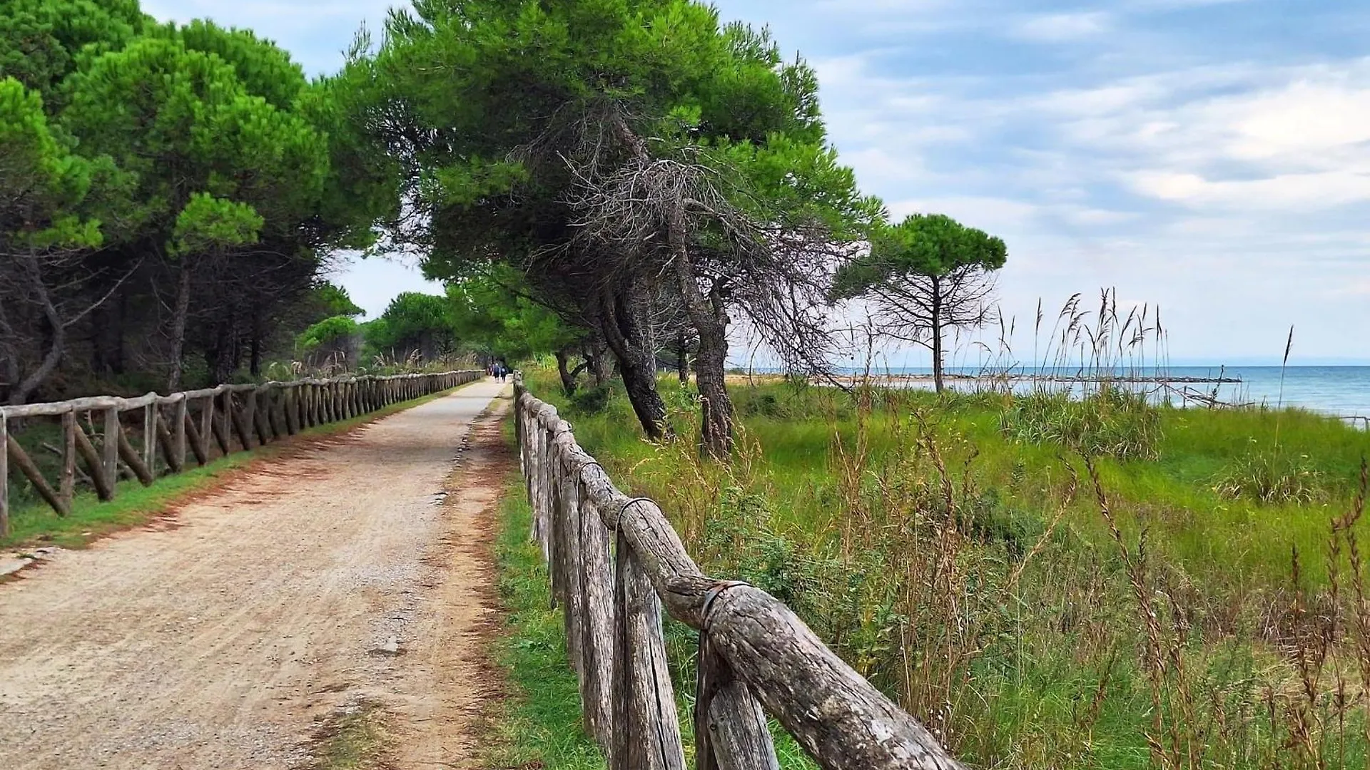 Welcoming Flat With Garden-View Terrace - Beahost Apartment Bibione